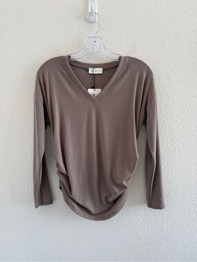 Cinched Sides Long Sleeve V-Neck Hayes Top in Taupe